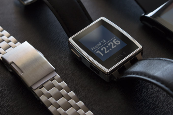 pebble-steel-review-pic-8-small.jpg