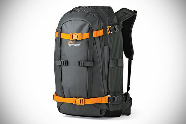 07-Lowepro-Whistle