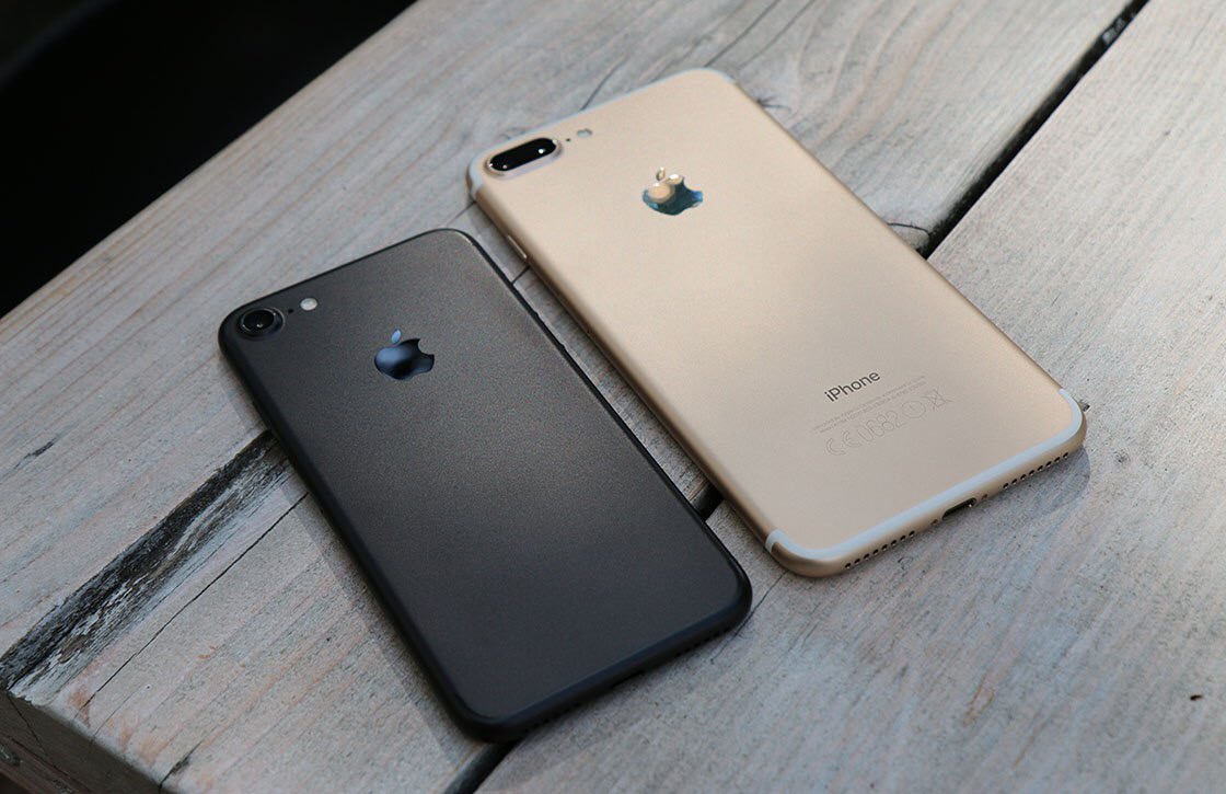 Спрос на iPhone 7 и 7 Plus упал. Он никому не нужен