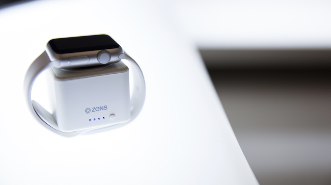 Iwatch аккумулятор. Power Bank Apple watch. Внешний аккумулятор для Apple watch. Портативный аккумулятор для АПЛ вотч. Аккумулятор Zens Apple watch Powerbank zepw01, 1300mah.