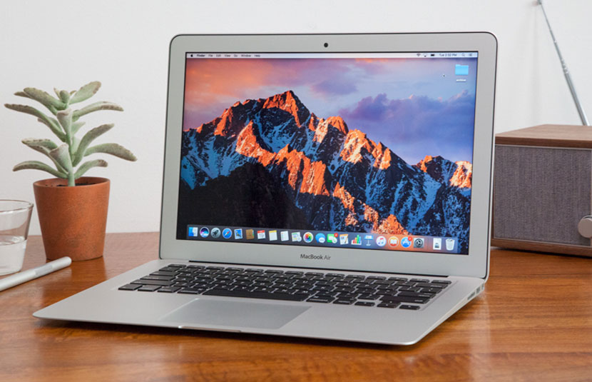 Apple может выпустить HomePod за 150 и MacBook Air за $799
