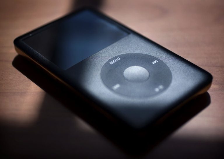 Ipod classic отключается от компьютера