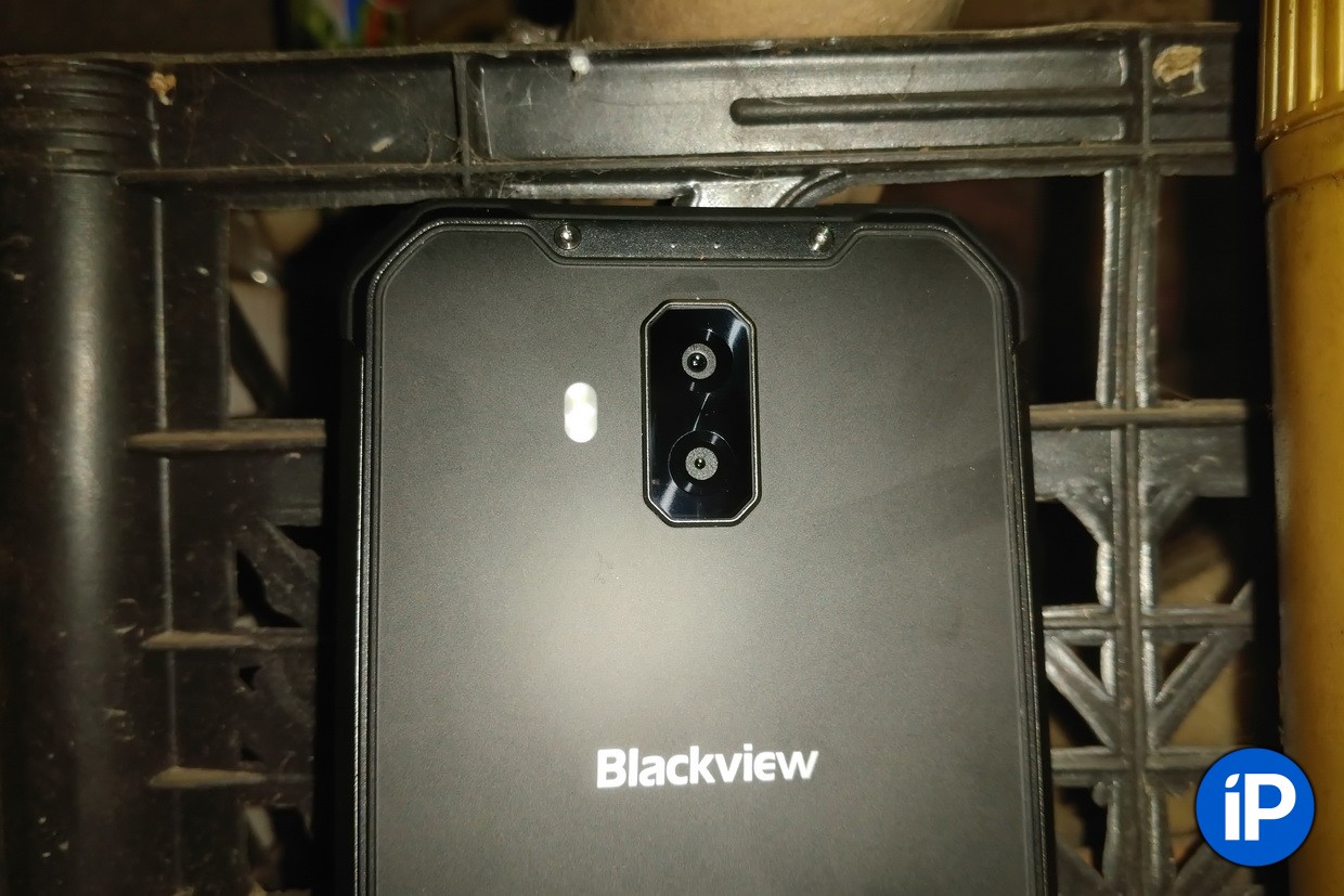 Обзор неубиваемого смартфона Blackview Pro. Это танк с AliExpress