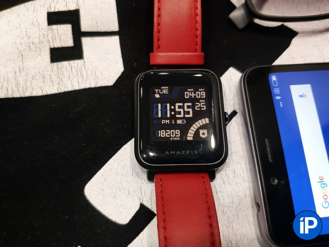 Xiaomi русский циферблат. Xiaomi Amazfit Bip циферблаты. Смарт часы амазфит Бип 3 циферблаты. Циферблат Xiaomi Amazfit.