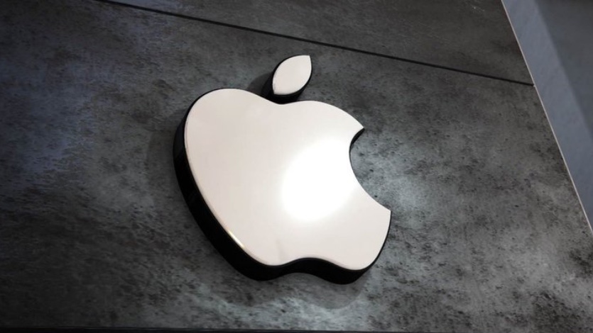 Apple впервые сообщила о снижении прибыли