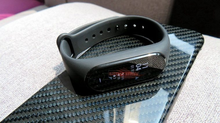 Подходит ли зарядка от mi band 3 к mi band 4