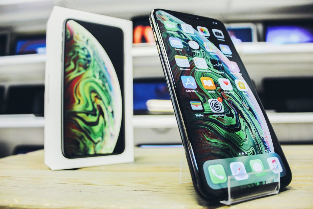 Какой дисплей купить на iphone xs max