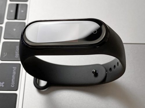 Mi band 4 не показывает имя звонящего