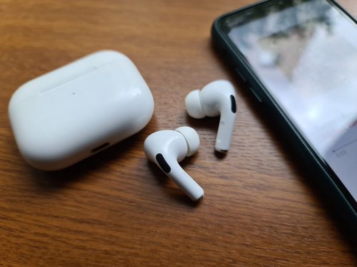 Есть ли задержка звука в airpods pro