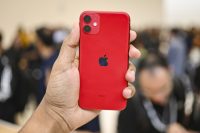 Бывшие инженеры Apple придумали, как следить за сборкой айфонов из дома