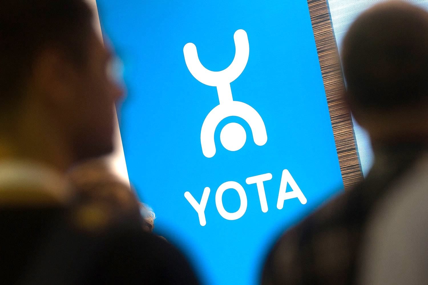Yota даёт новым абонентам безлимит интернета и 2000 минут всего за 250 рублей