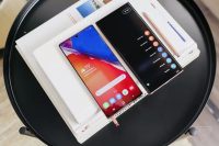 Samsung показала флагманский Galaxy Note20. Он превращается в трекпад для компьютера