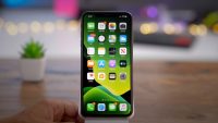 Apple перестала подписывать iOS 13.6.1. Откатиться больше нельзя