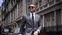 Apple хочет купить права на эксклюзивный показ фильма про Бонда «007:Не время умирать»