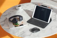 7 топовых аксессуаров Logitech, чтобы превратить iPad в ноутбук. И одна умная видеокамера