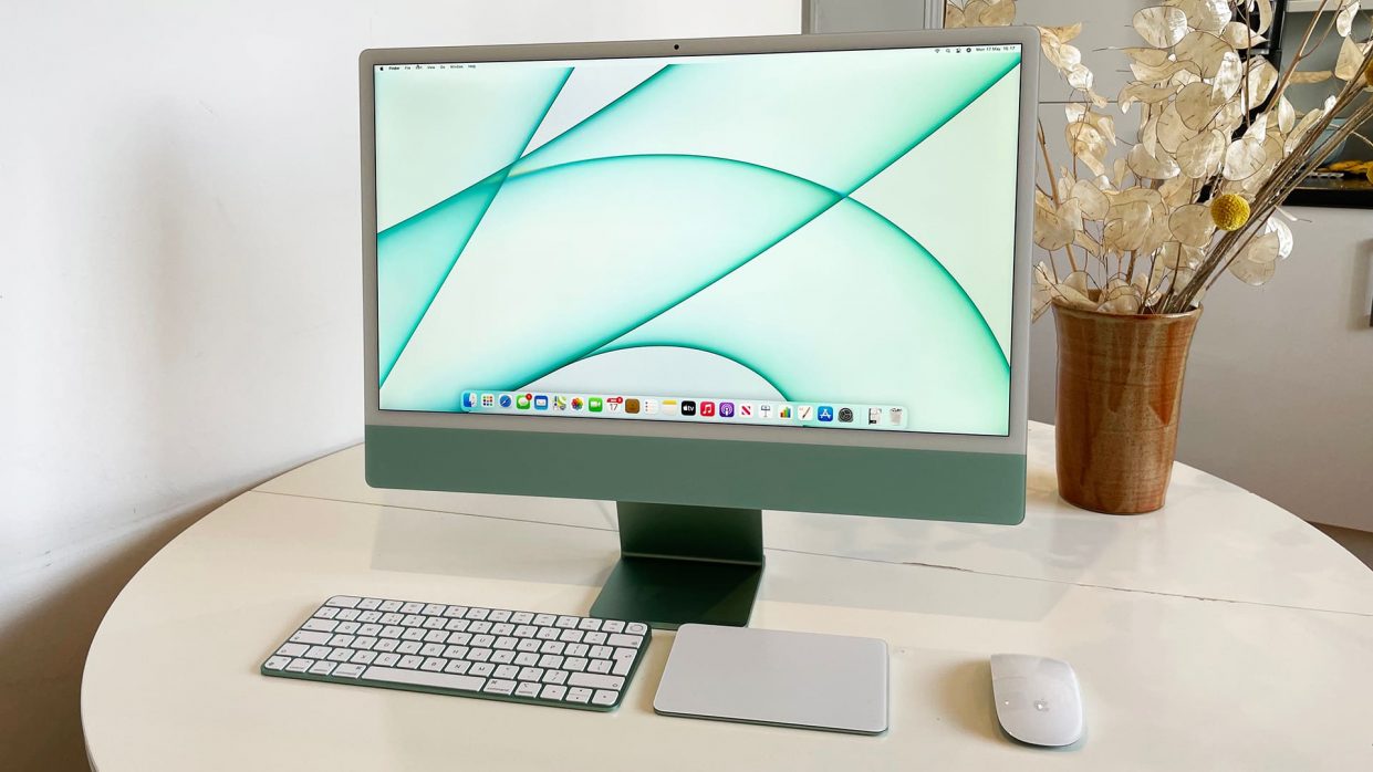 С какого года дисплей ретина imac