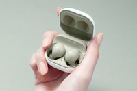 Samsung представила беспроводные наушники Galaxy Buds2