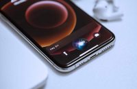 3 полезных применения Siri в iPhone. Например, узнать уровень заряда смартфона