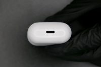 Студент смог впервые в мире заменить Lightning в AirPods на USB-C