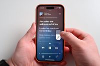 Почему режим караоке в Apple Music не работает на старых iPhone и iPad