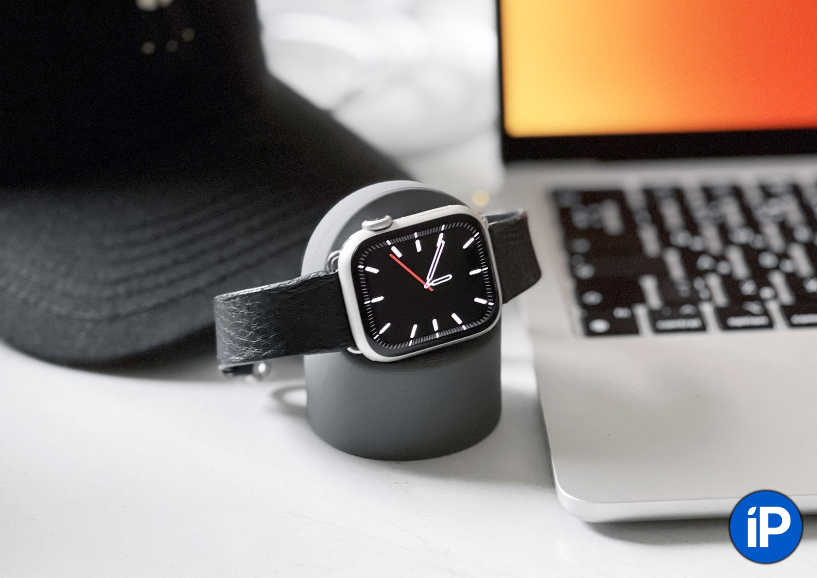 Лучший держатель для зарядки Apple Watch всего за 300 рублей