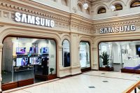 Samsung возобновила финансовую поддержку российских ритейлеров для продвижения своей техники