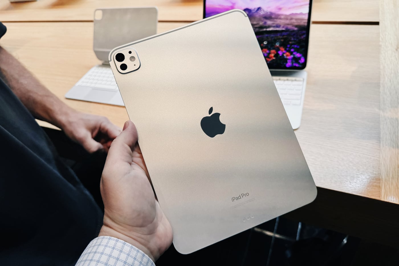 Apple подтвердила, что будущие iPad могут получить повёрнутый логотип, как в MacBook