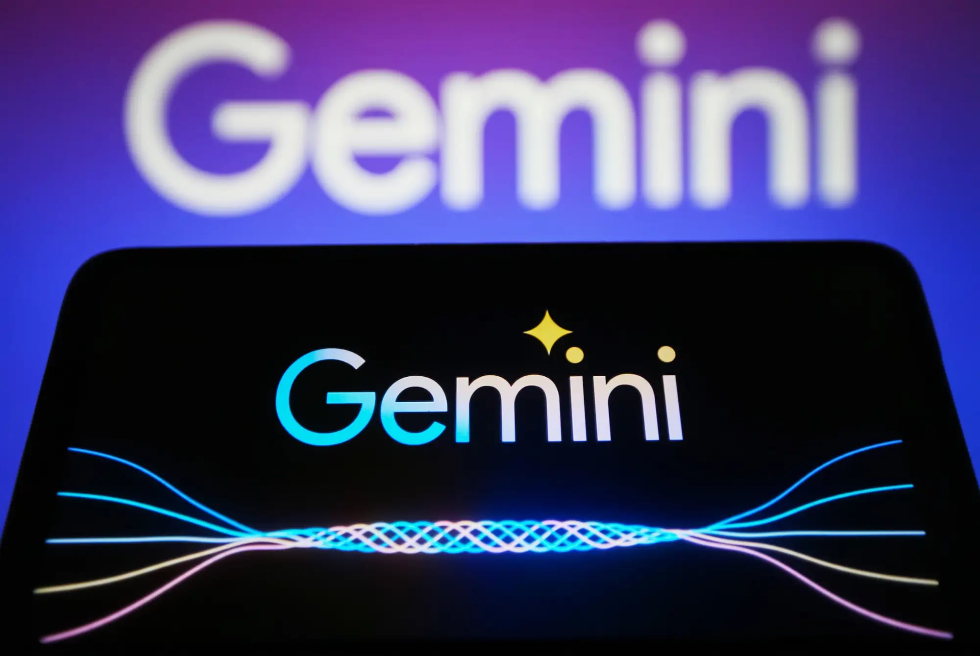 Apple планирует добавить ИИ Google Gemini в Apple Intelligence этой осенью