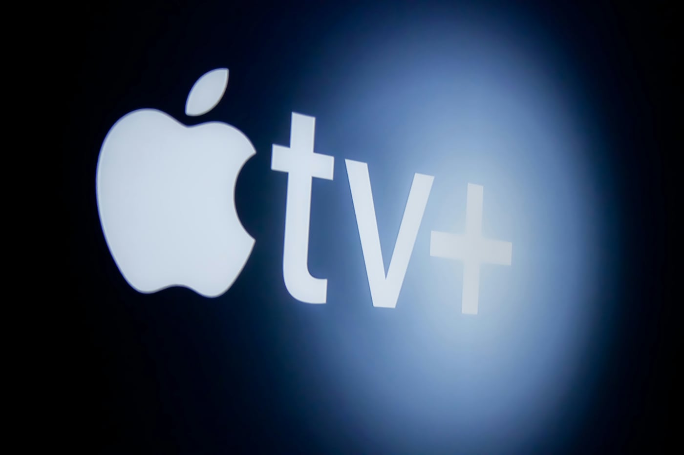 Apple начала сокращать расходы на съёмки сериалов Apple TV+. Они обходятся дорого