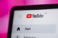 МИД России призвал всех отказаться от YouTube и переходить на RuTube