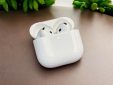 Обзор новейших AirPods 4 с шумодавом и без кабеля. Есть ли смысл их покупать, когда есть Pro