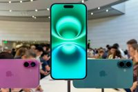 Apple упростила замену аккумулятора в iPhone 16