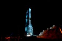 Blue Origin Джеффа Безоса успешно запустила ракету New Glenn, которая является аналогом SpaceX Falcon Heavy