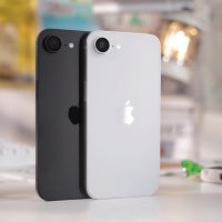 iPhone SE 4 показали на фото и видео. У него новый дизайн и старый вырез в экране