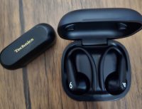 Американец каким-то образом купил новые наушники Powerbeats Pro 2 в Walmart за день до официальной презентации