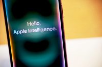 Siri со всеми функциями Apple Intelligence может появиться только в iOS 18.5